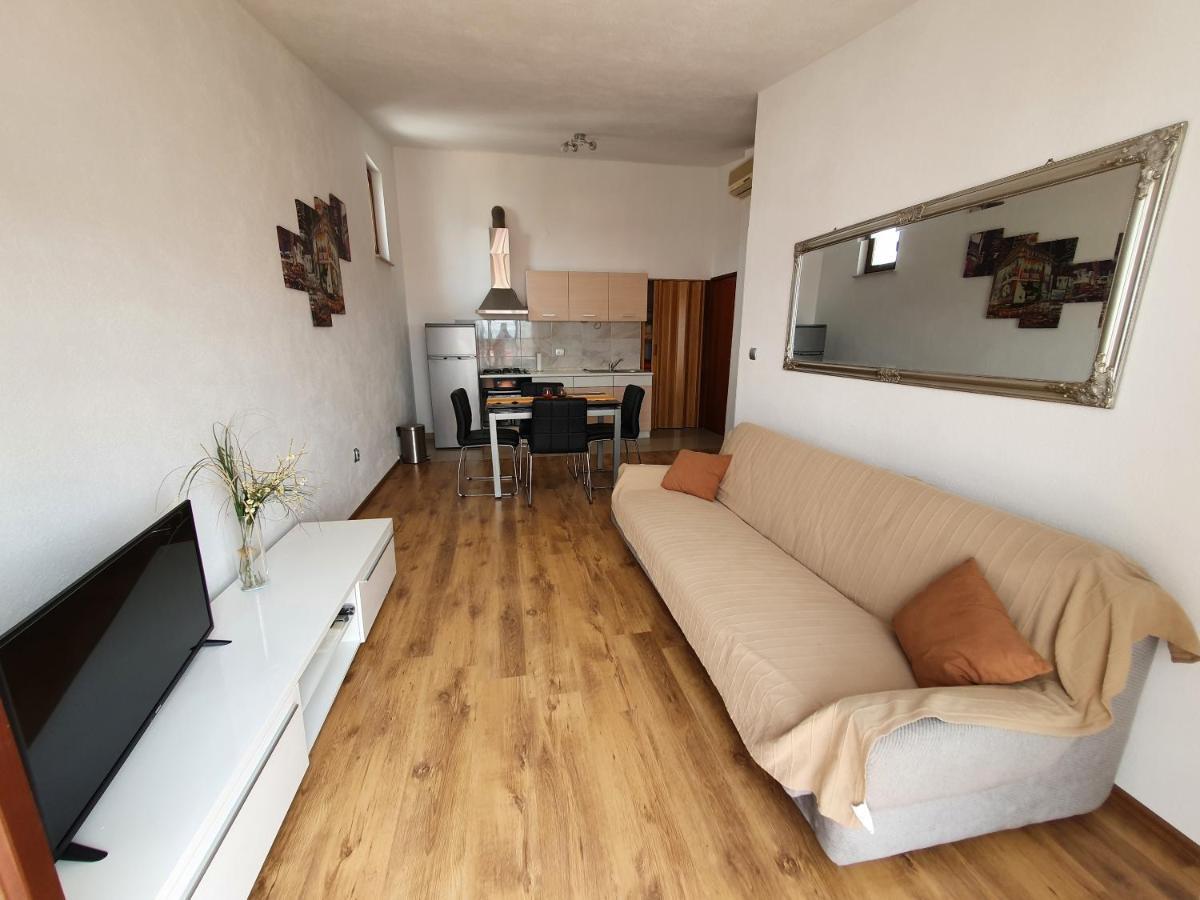 Aenona Sunny Apartment Vrsi Extérieur photo