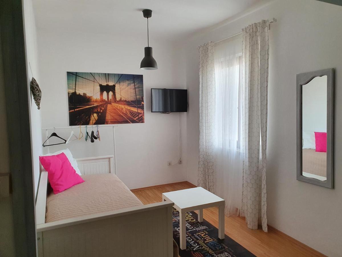 Aenona Sunny Apartment Vrsi Extérieur photo
